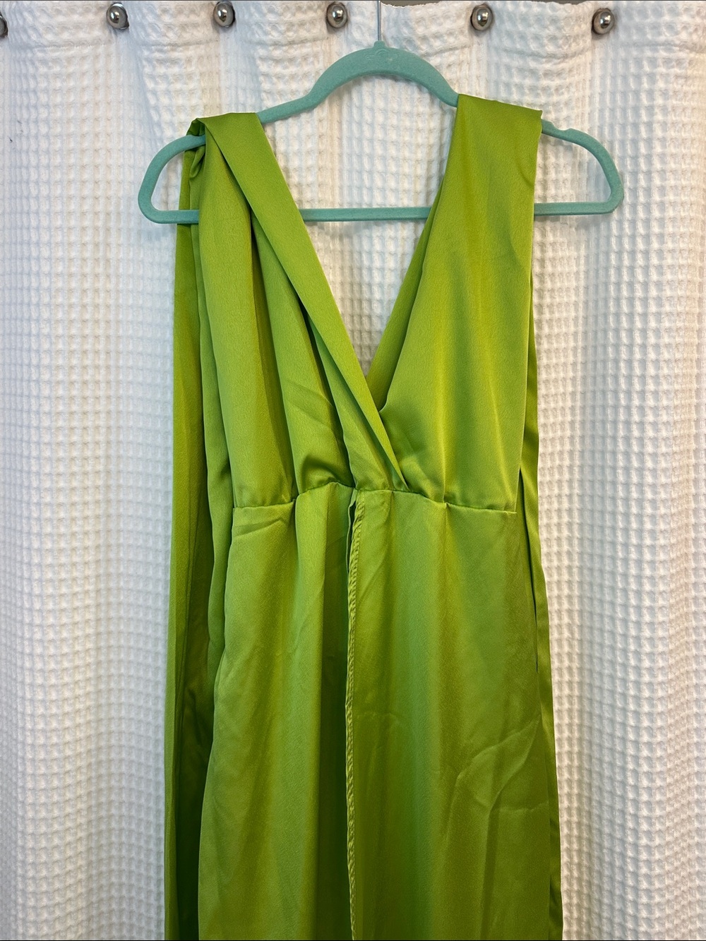 Vivid Green V-Neck Sleeveless Women's Dress